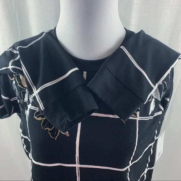 Apt. 9 black windowpane pattern floral detail sweatshirt - Picture 4 of 11